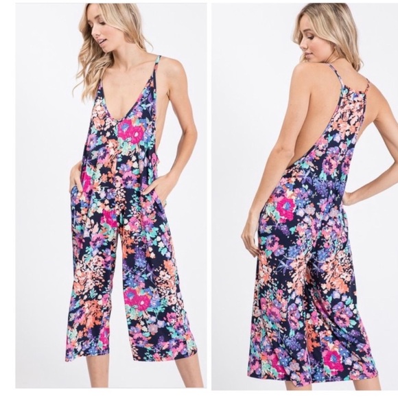 *New Arrival* Floral V-Neck Jumper - Picture 2 of 2